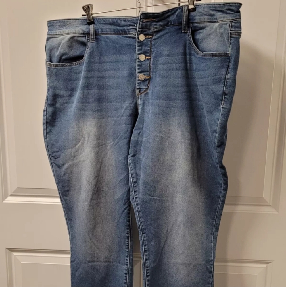 Maurices Jeans Women's Size: 22W Reg High Rise Plus Size